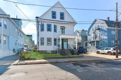 9 Hale Ave #1