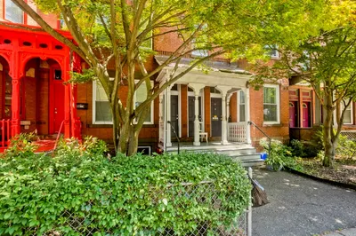 352 Maple St #R
