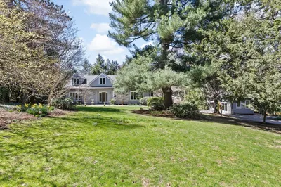 27 Walnut Pl 1