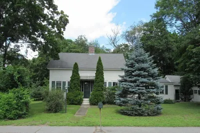 104 Newman Ave 1