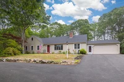 1351 Old Post Rd