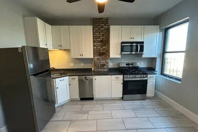 34 Shelby St #3