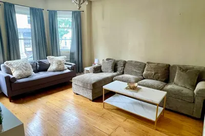240 W. 5th St #1
