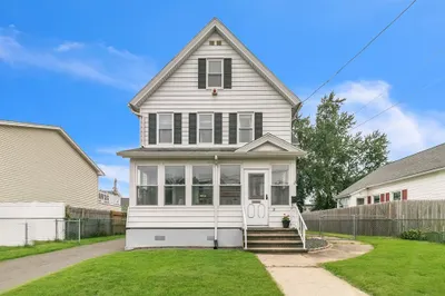 8 Highland Ave