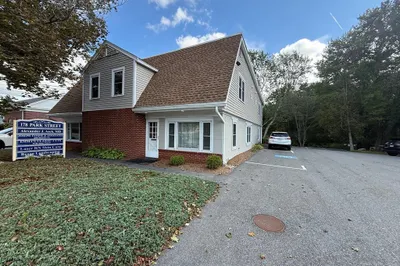 178 Park St 1