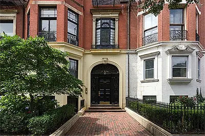 244 Beacon St #4B 1
