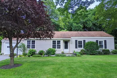 12 Weld St