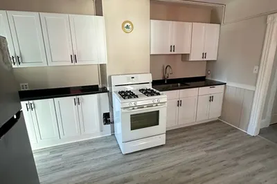 255 Main St #3R 1