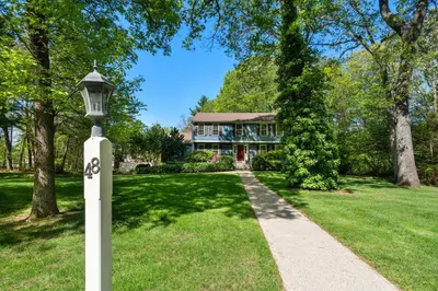 48 Pine Hill Dr 1