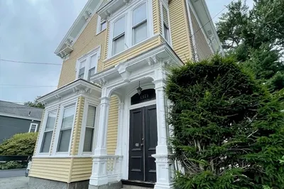 17 Briggs St #1A