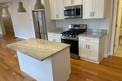 79 Newton St #79