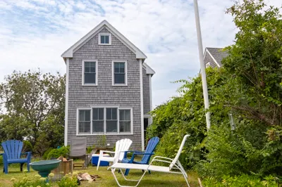 56 Plymouth Ave 1