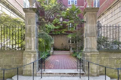 6 Washington Avenue #10 1