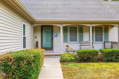 102 Valhalla Drive 1
