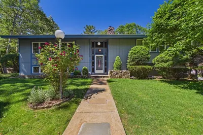 103 Brown Street 1
