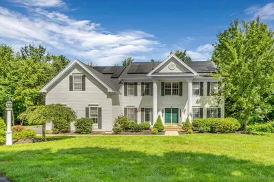46 Greenwood Rd 1