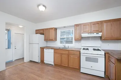 3 Dell St #2