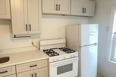 50 Market St #5