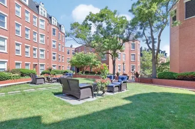 47 Harvard St #309