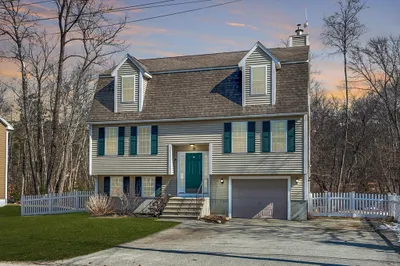 12 Wakefield Ave 1