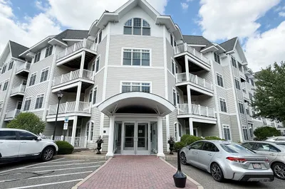 614 Pond St #2406 1