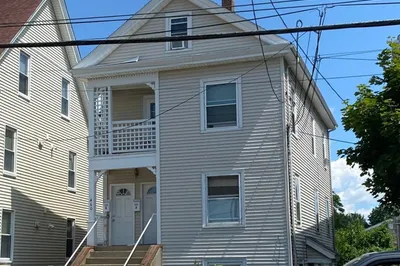 460 Watertown St 1