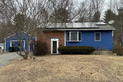14 Bartlett St