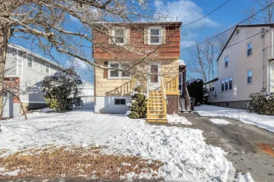 36 Lancaster Rd