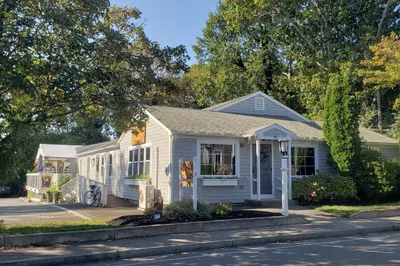 15 Cove Rd