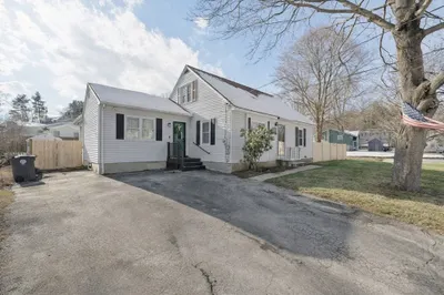 130 Westwood Dr 1