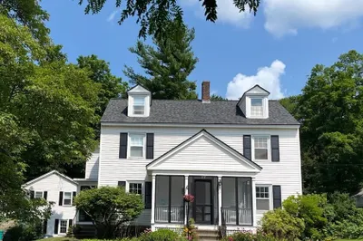 77 Cottage St 1