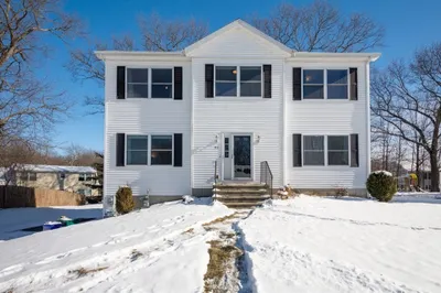 41 Steeple Chase Cir 1