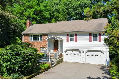 110 Thornberry Road 1