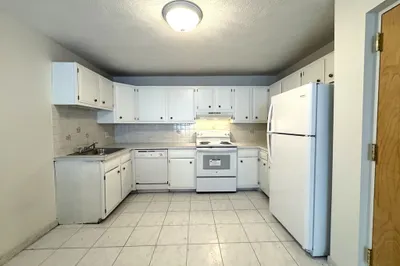 6 Mclean Pl #5 1