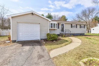 44 Temi Rd