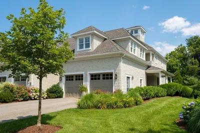 8 Backriver Rd #8