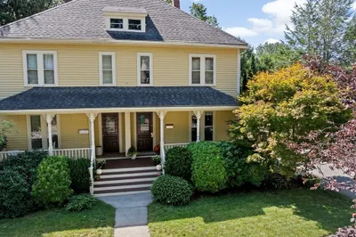 24 Parker Ave #24