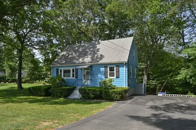 58 Oak St