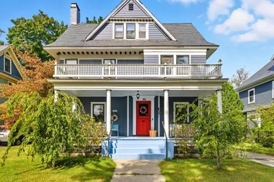 66 Fairfield St 1