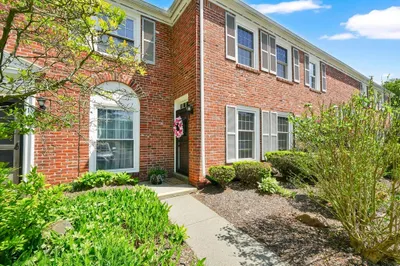 148 Jamestown Dr #148