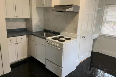 289 Hancock Street #4