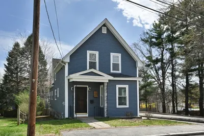 19 Juniper St