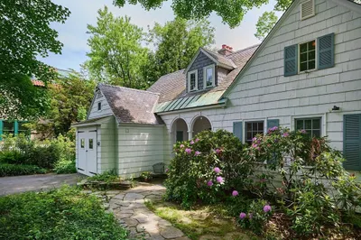 63 Prospect St 1