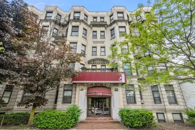1258 Commonwealth Ave #22
