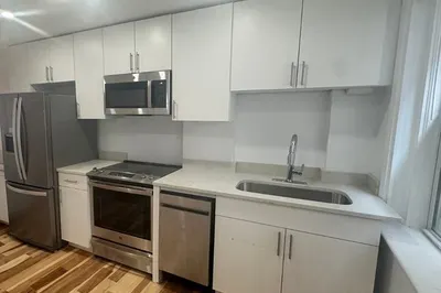 5 Cleveland Pl #1