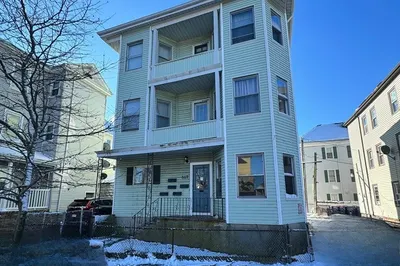 869 Brock Ave