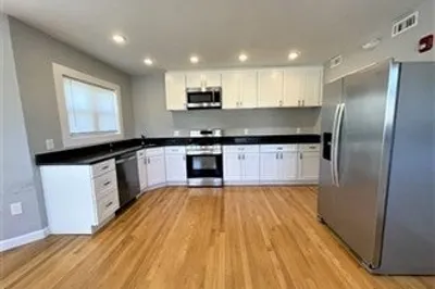 539 Lincoln Ave #2 1