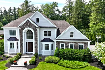 6 Little Meadow Way 1