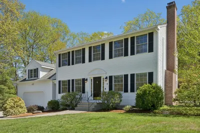 9 Wood Dr 1