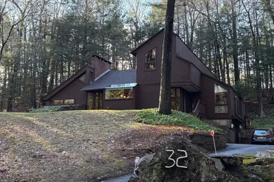 32 Peabody Lane 1